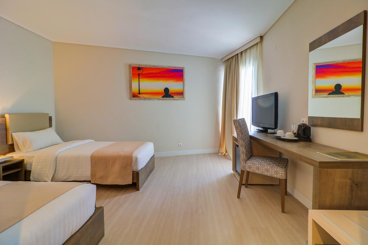 Palace Hotel Glyfada Афіни Екстер'єр фото